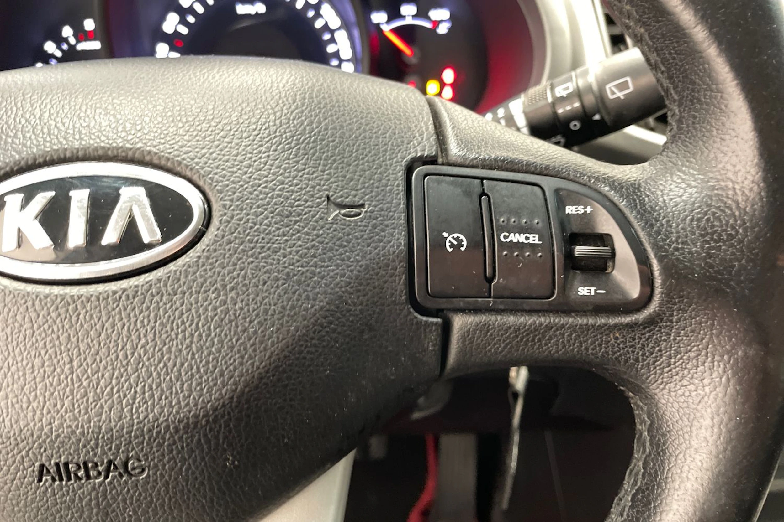 Valkoinen Kia Sportage 2012 kuva 12.