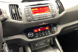 Valkoinen Kia Sportage 2012 kuva 14.