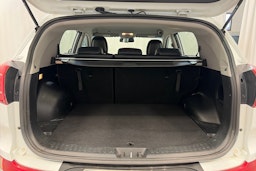 valkoinen Kia Sportage 2012 kuva 15.