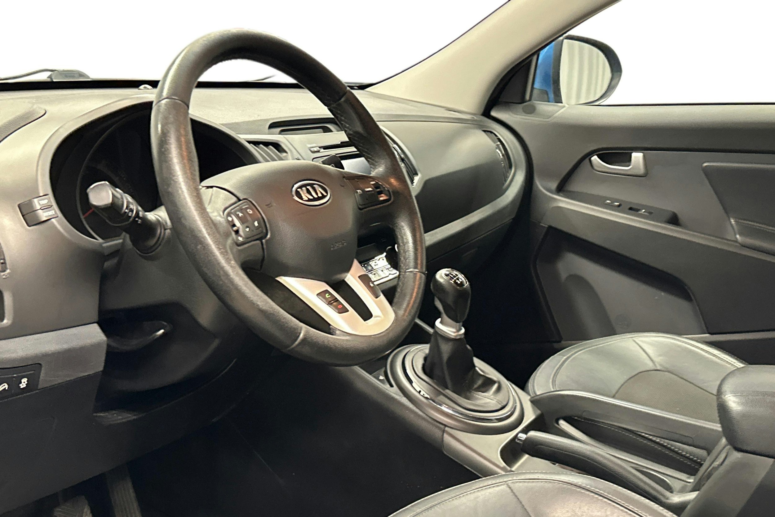 sininen Kia Sportage 2012 kuva 7.