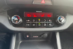 harmaa Kia Sportage 2012 kuva 22.