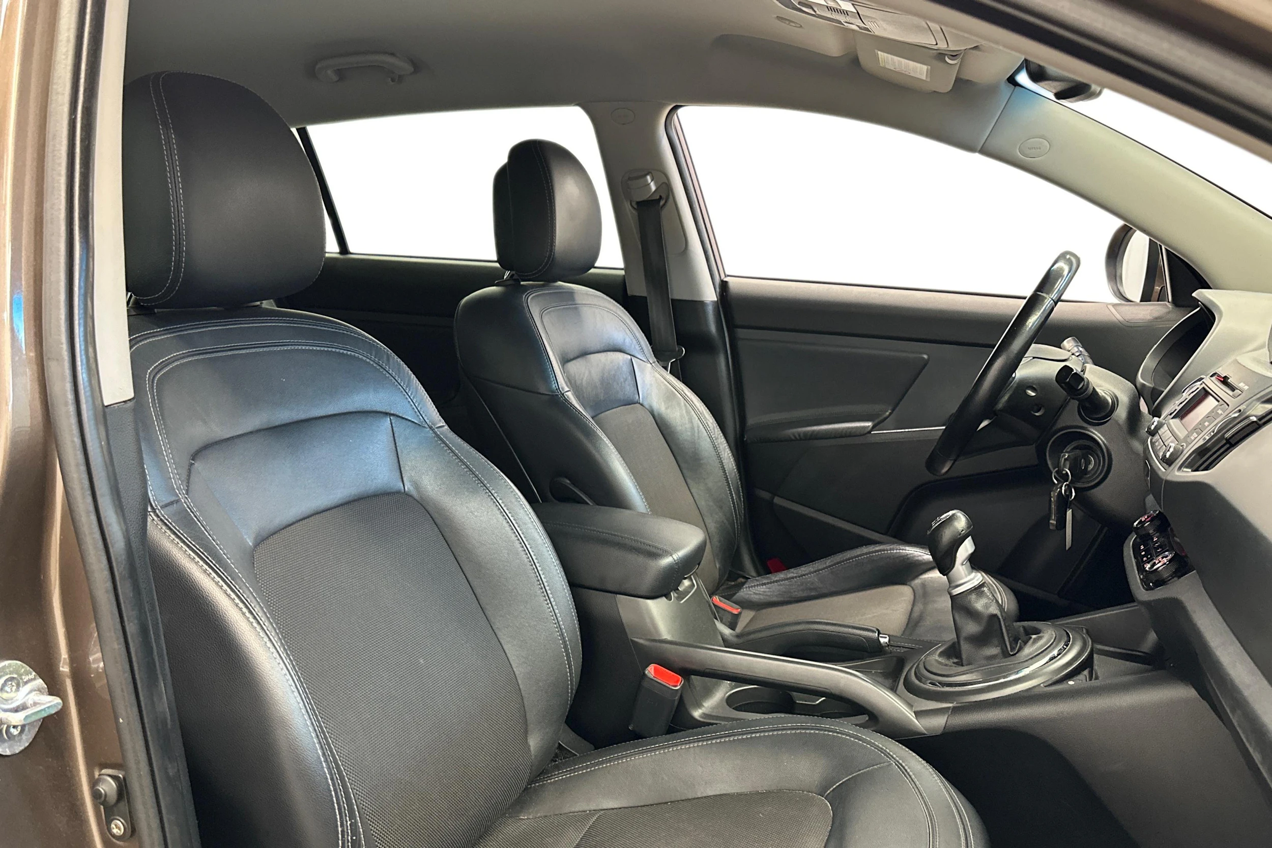 ruskea (beige) Kia Sportage 2012 kuva 7.