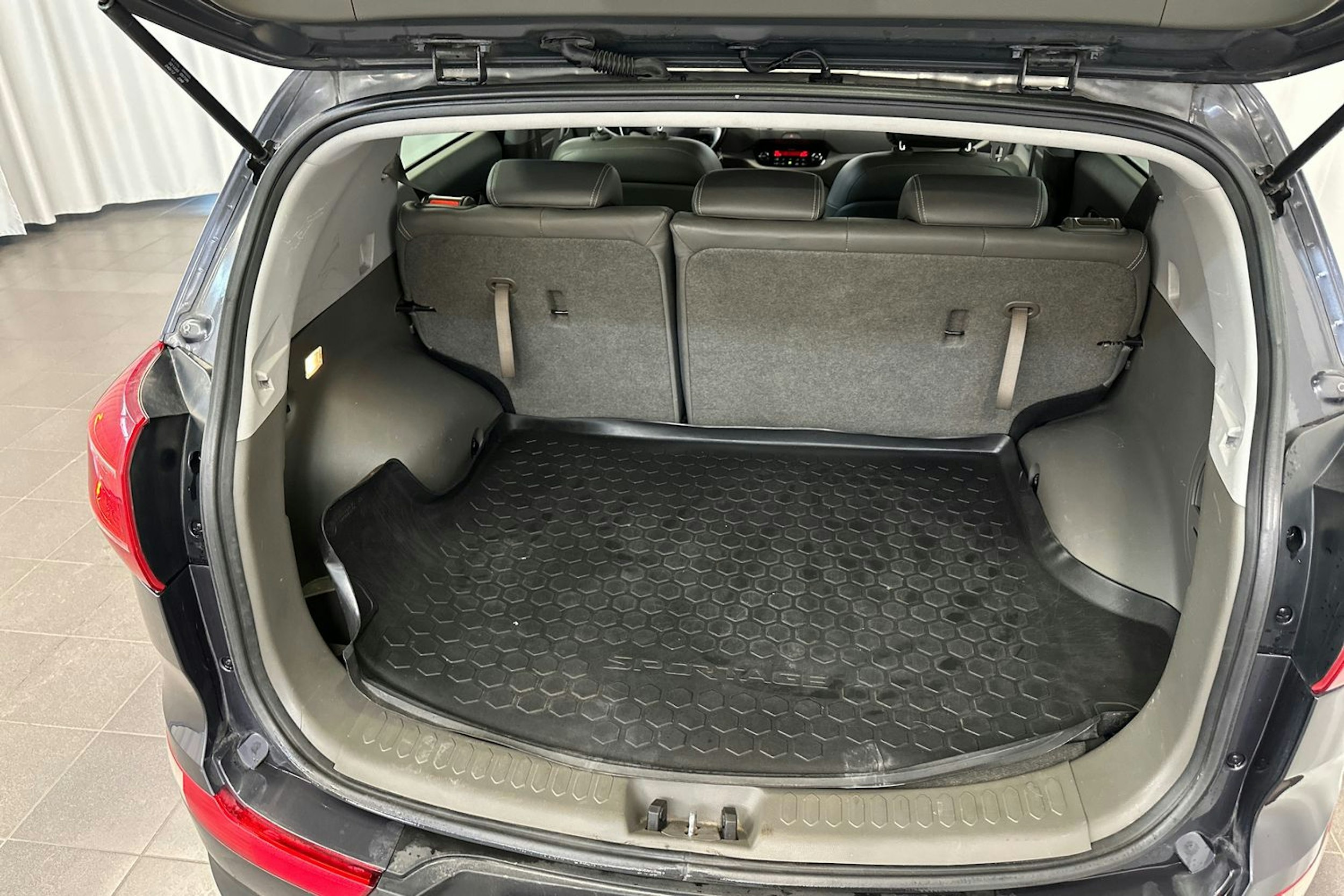 harmaa Kia Sportage 2013 kuva 11.