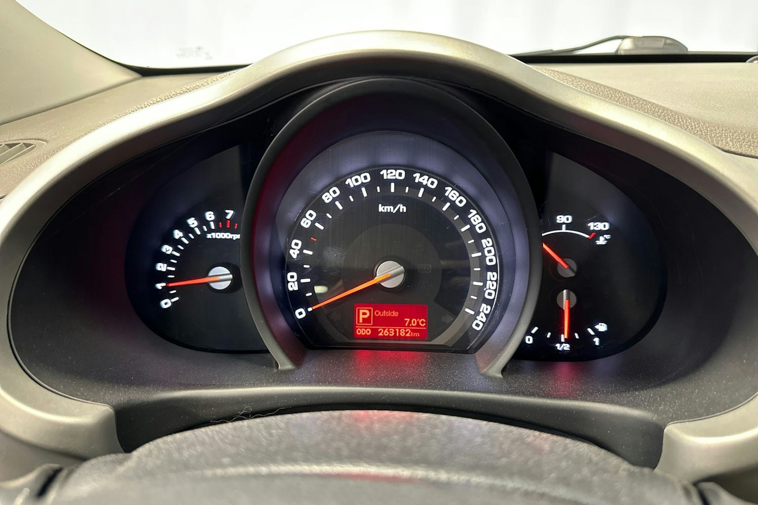 harmaa Kia Sportage 2013 kuva 18.