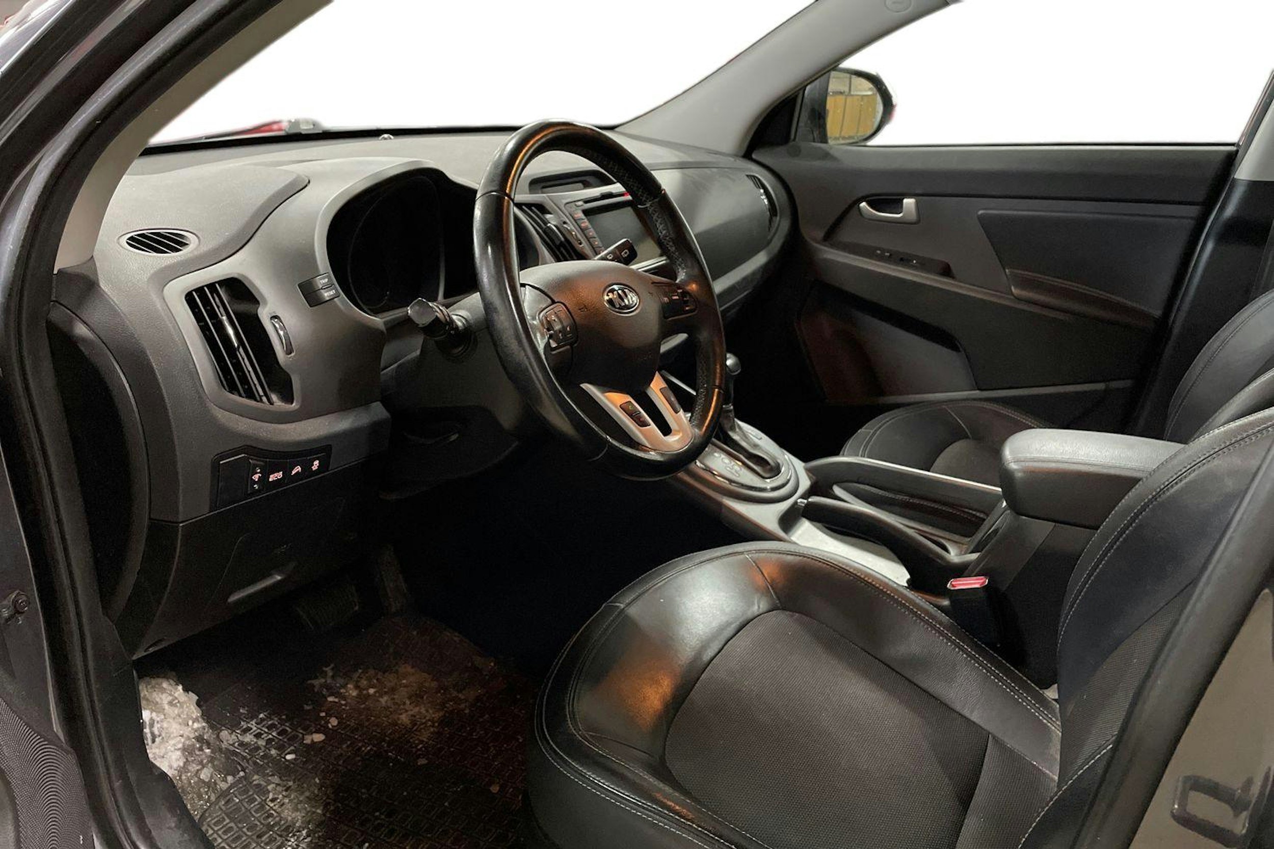 harmaa Kia Sportage 2013 kuva 3.