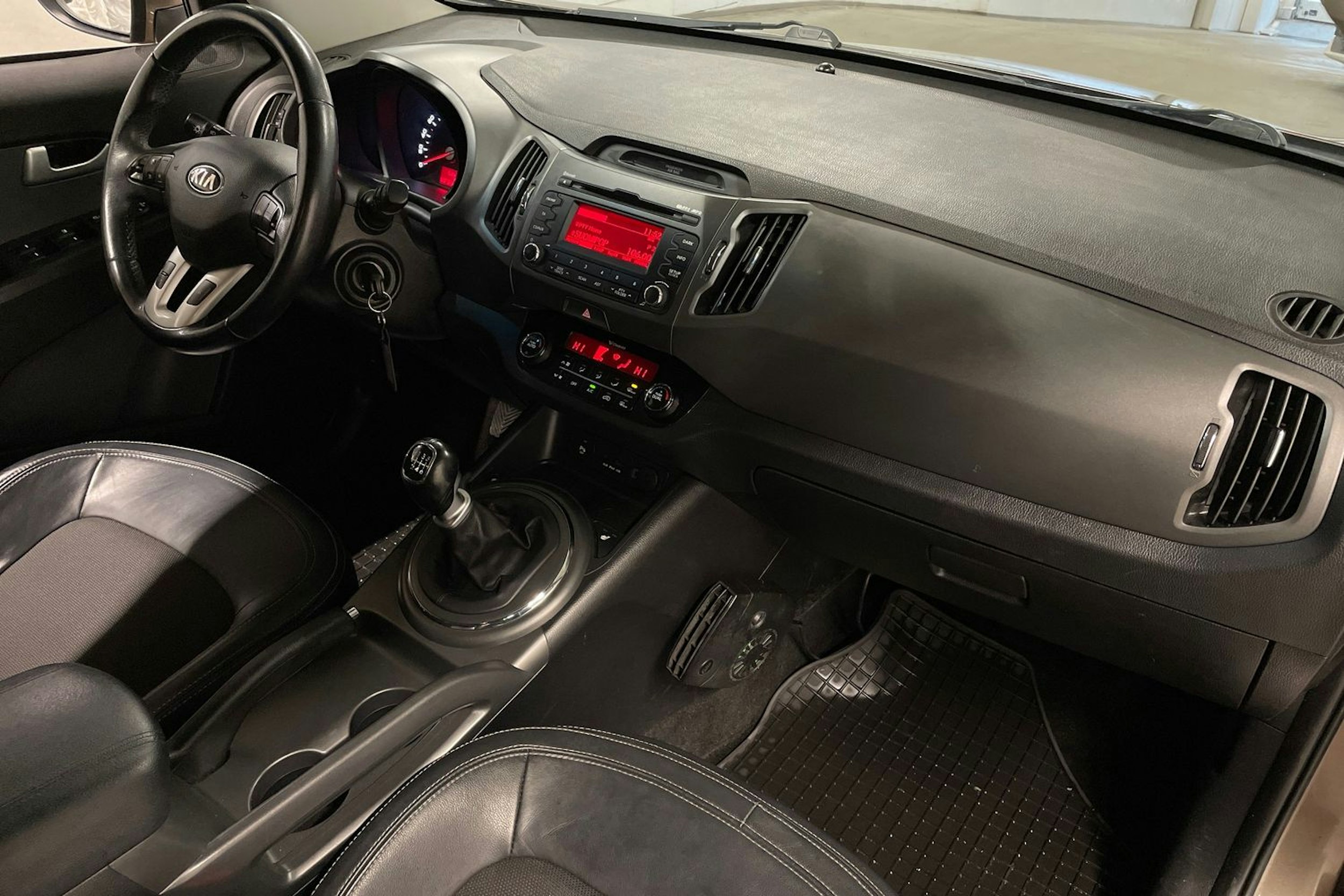 ruskea (beige) Kia Sportage 2013 kuva 24.