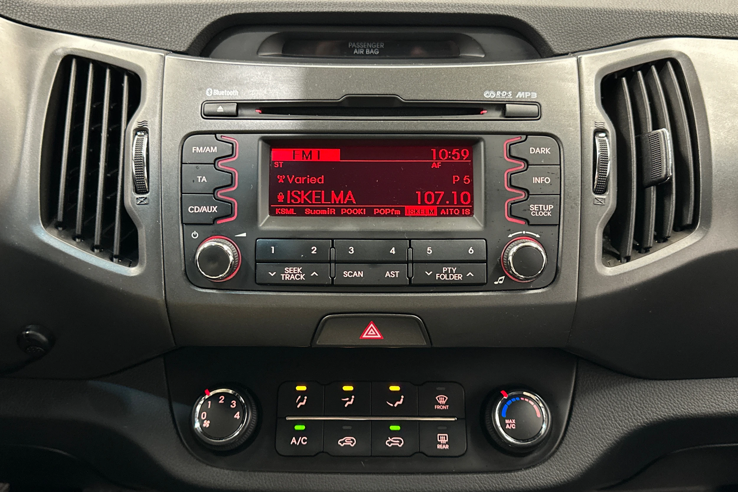 Hopea Kia Sportage 2013 kuva 18.