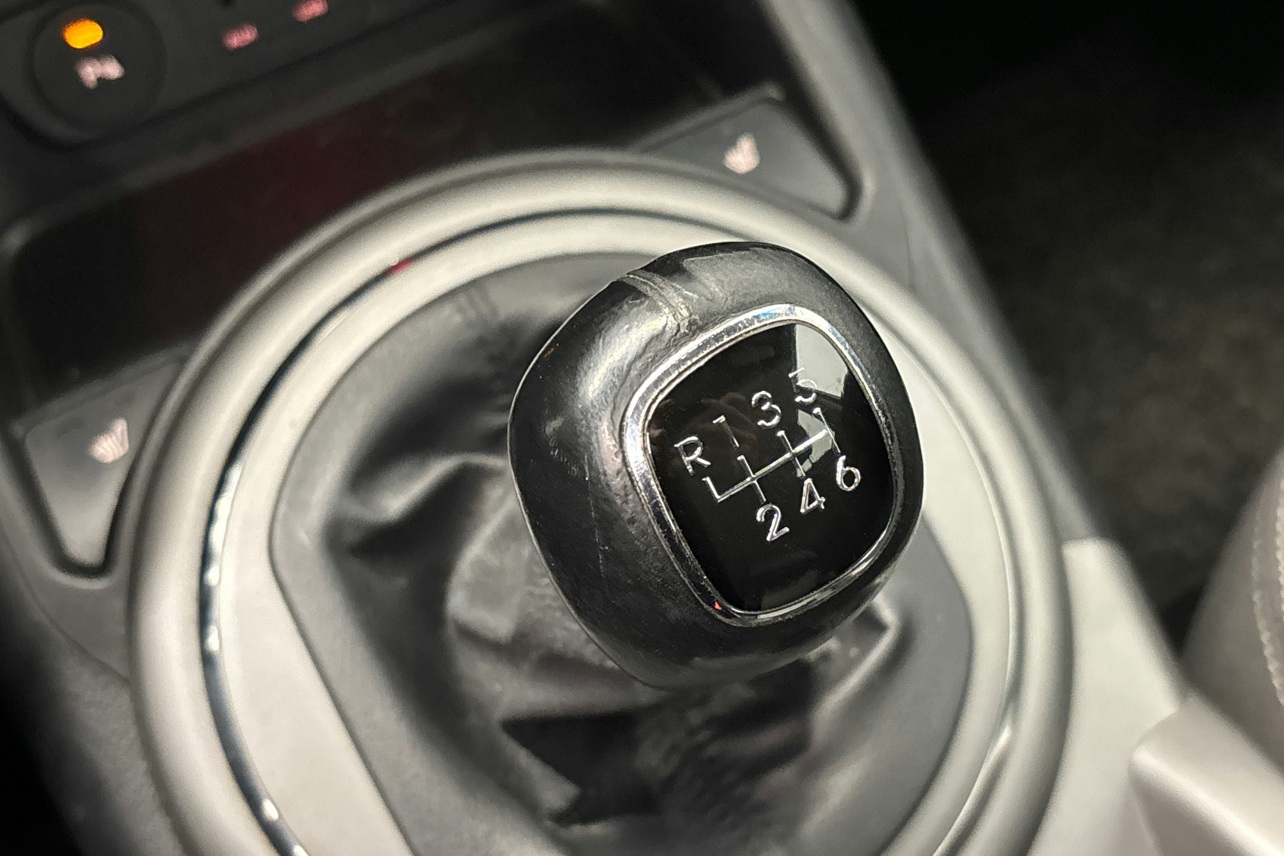 valkoinen Kia Sportage 2014 kuva 23.