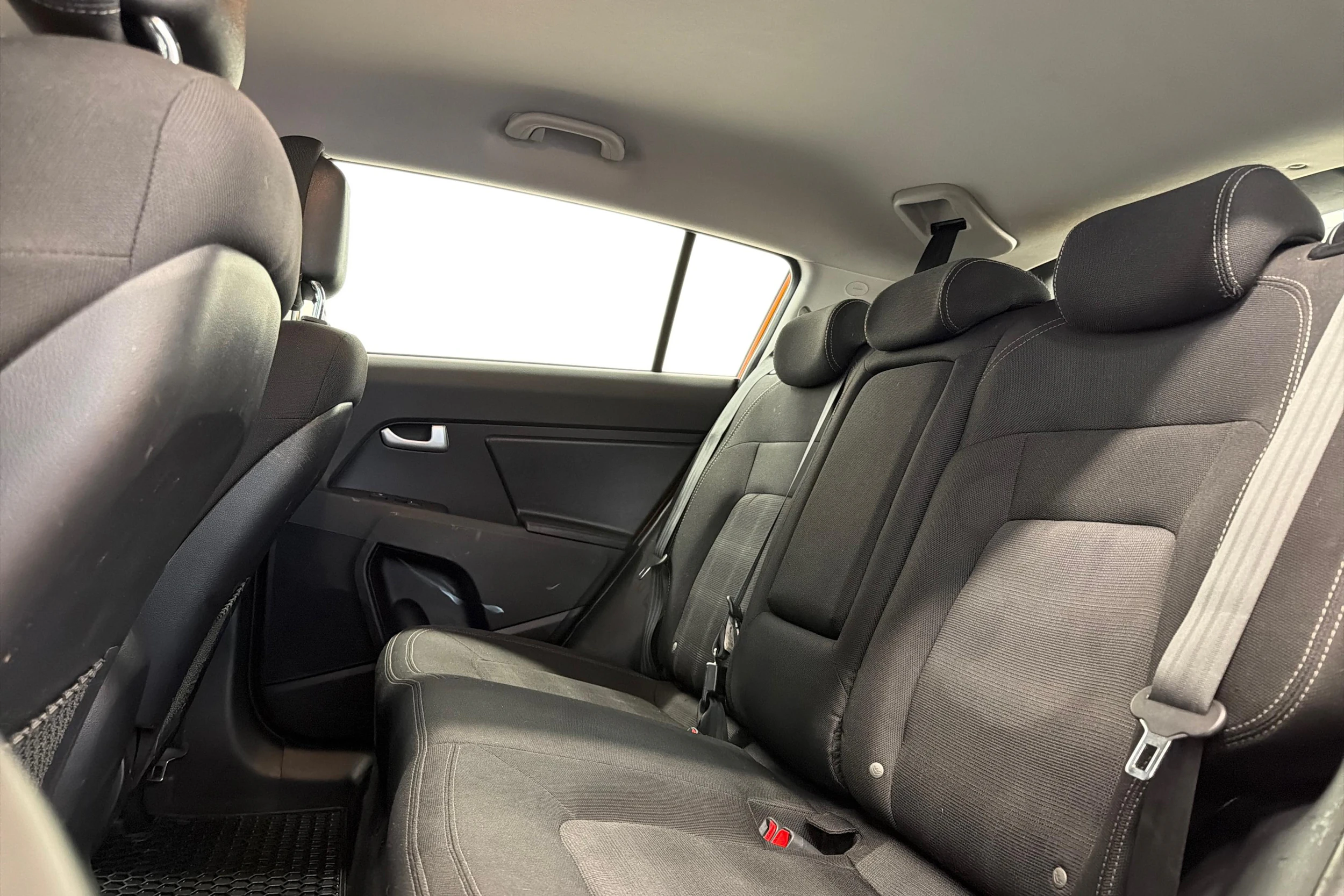 oranssi Kia Sportage 2014 kuva 8.