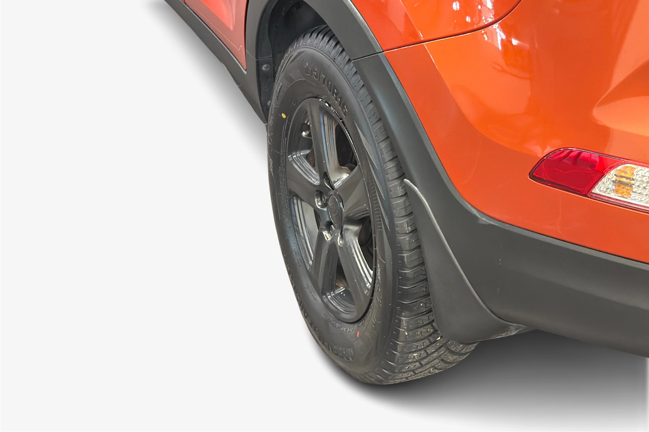 oranssi Kia Sportage 2014 kuva 9.