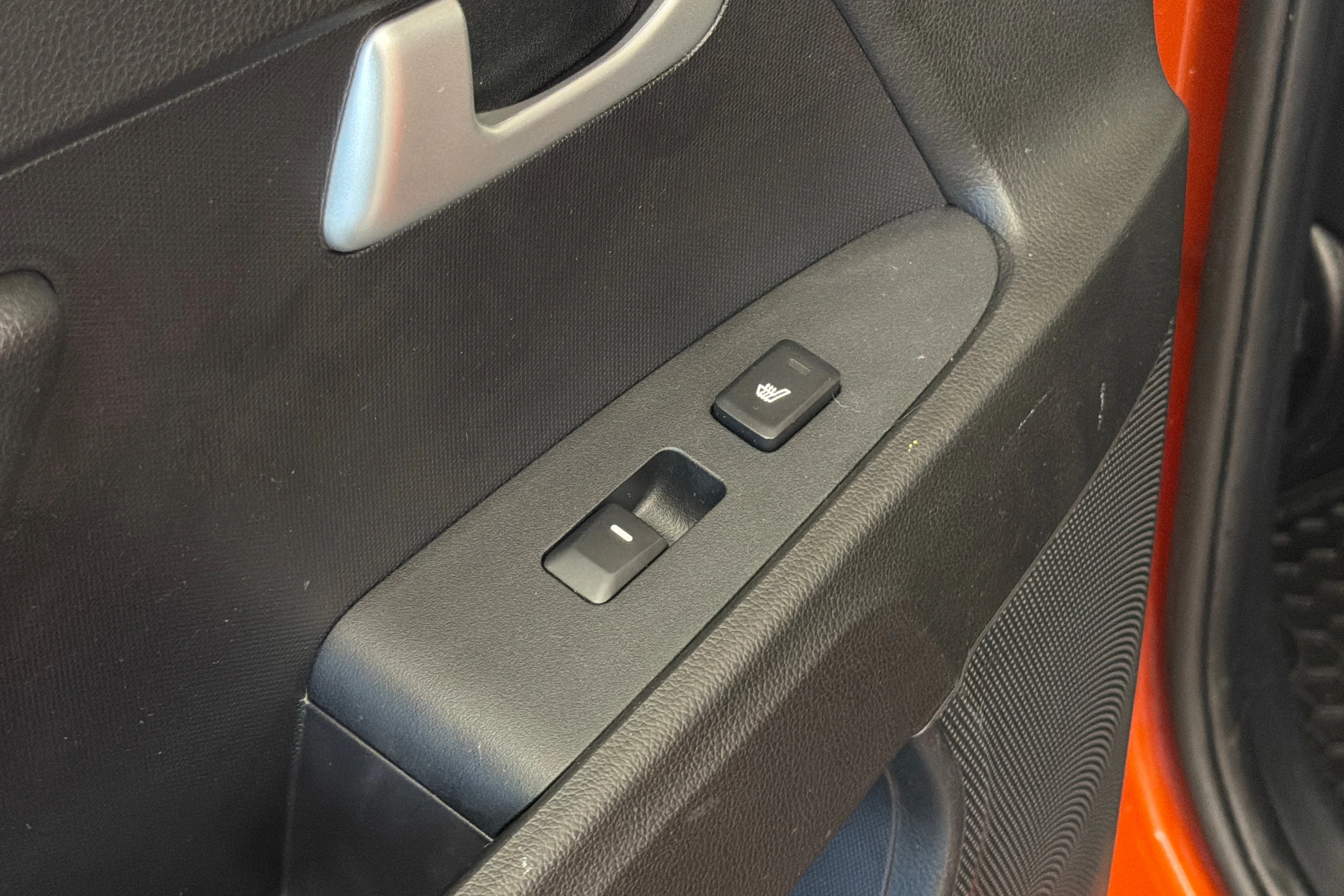 oranssi Kia Sportage 2014 kuva 13.