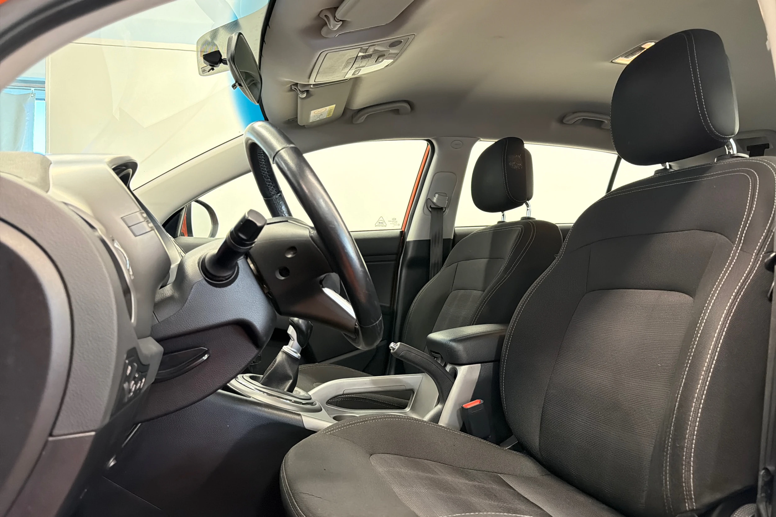 oranssi Kia Sportage 2014 kuva 14.