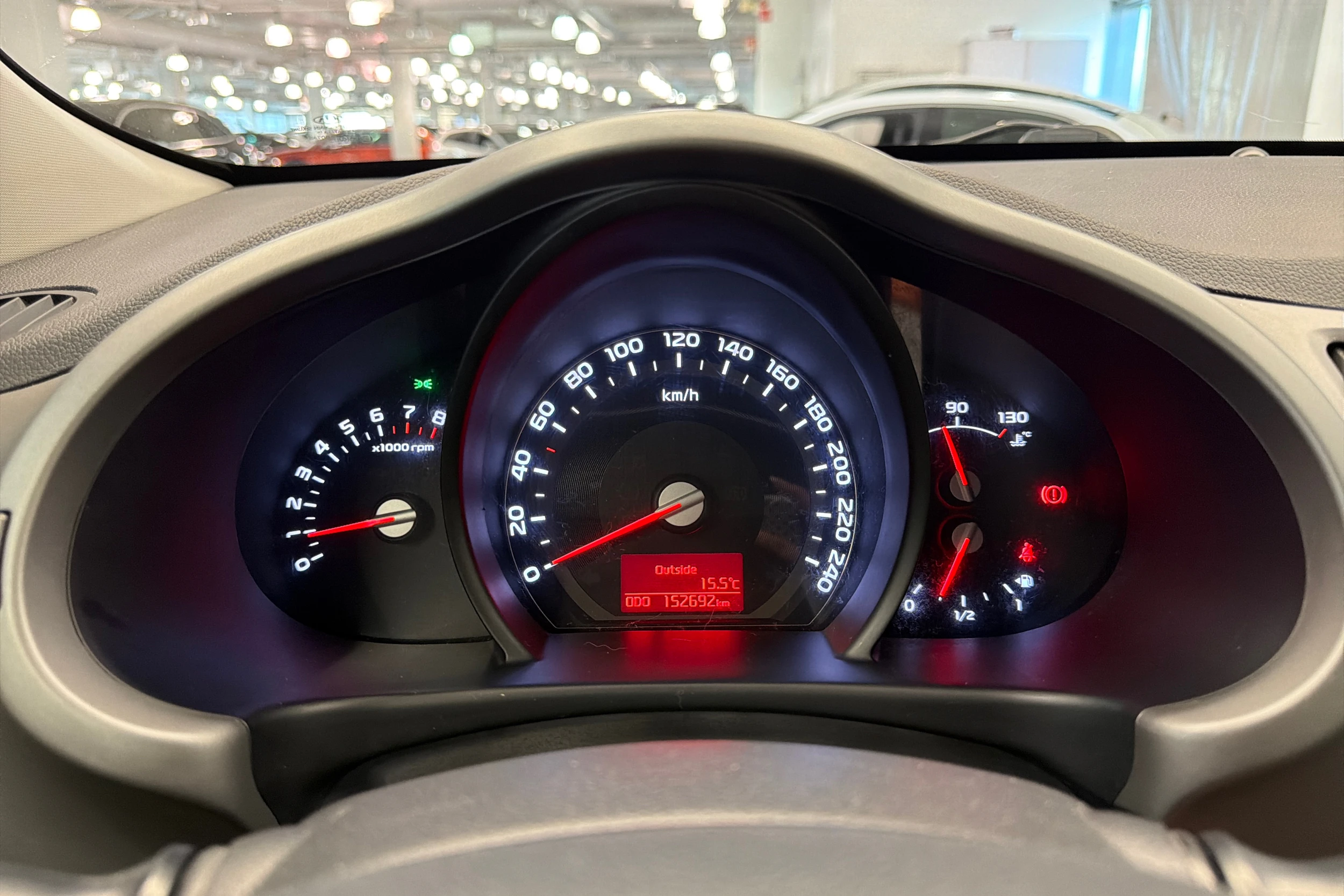 oranssi Kia Sportage 2014 kuva 18.