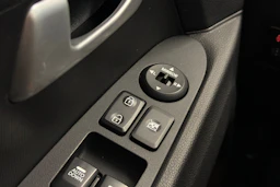 oranssi Kia Sportage 2014 kuva 19.