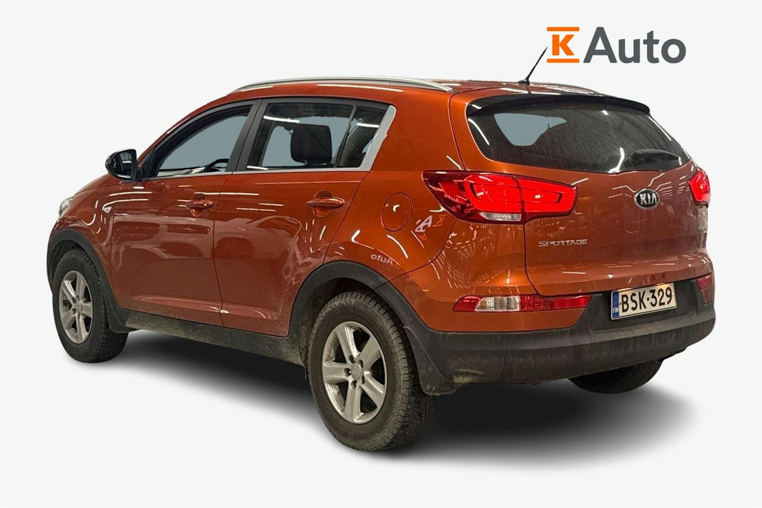 oranssi Kia Sportage 2015 kuva 2.