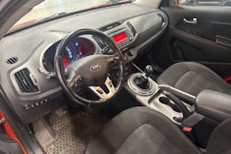 oranssi Kia Sportage 2015 kuva 3.