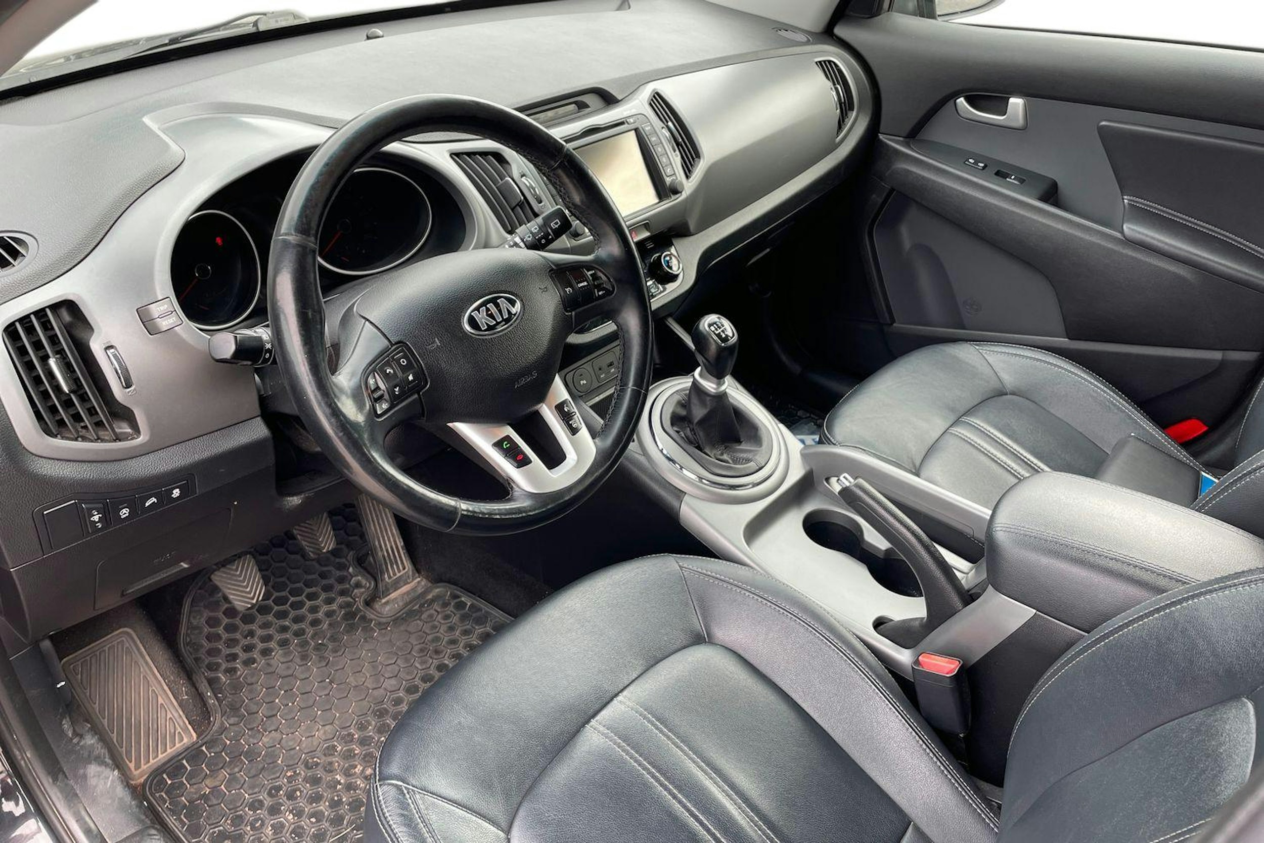 musta Kia Sportage 2015 kuva 3.