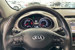 musta Kia Sportage 2015 kuva 11.