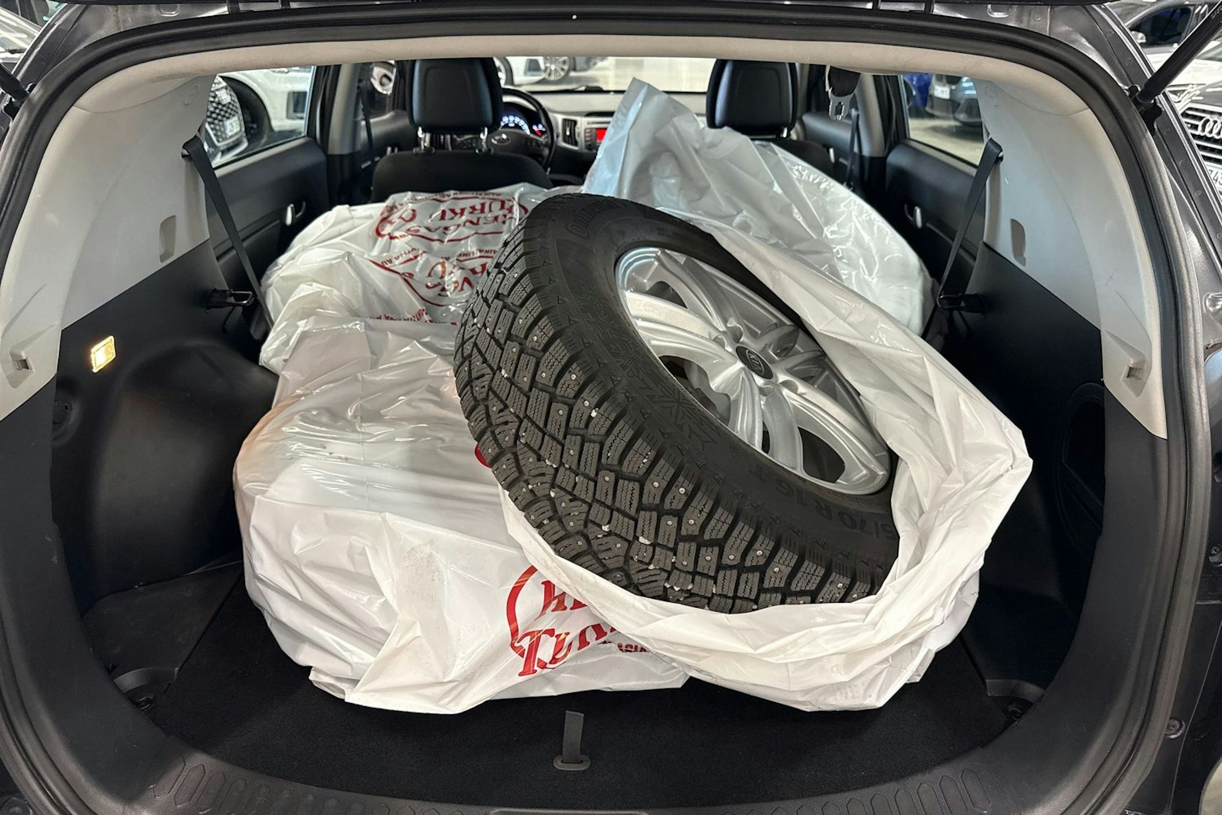 harmaa Kia Sportage 2015 kuva 14.