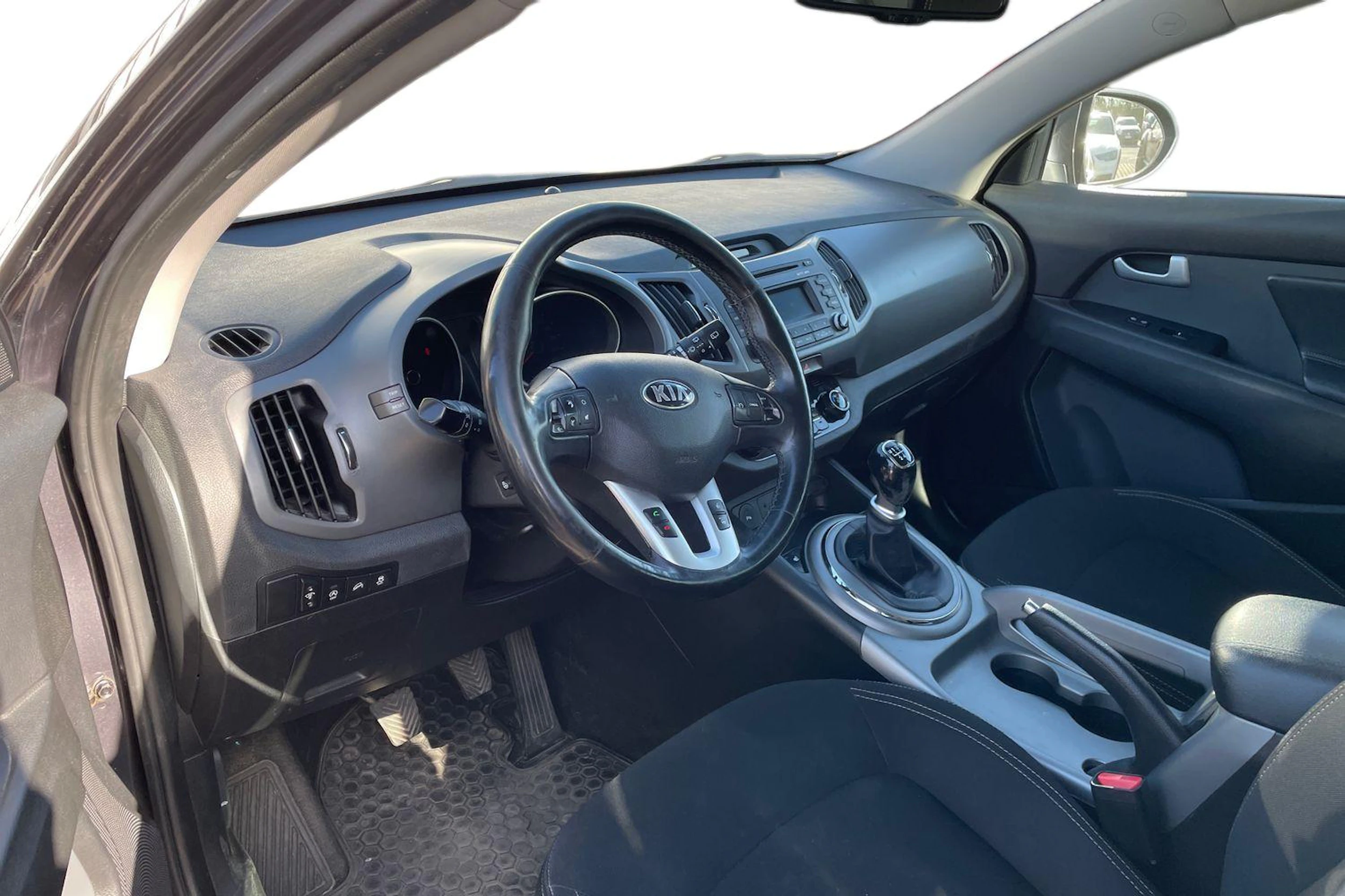 harmaa Kia Sportage 2014 kuva 3.