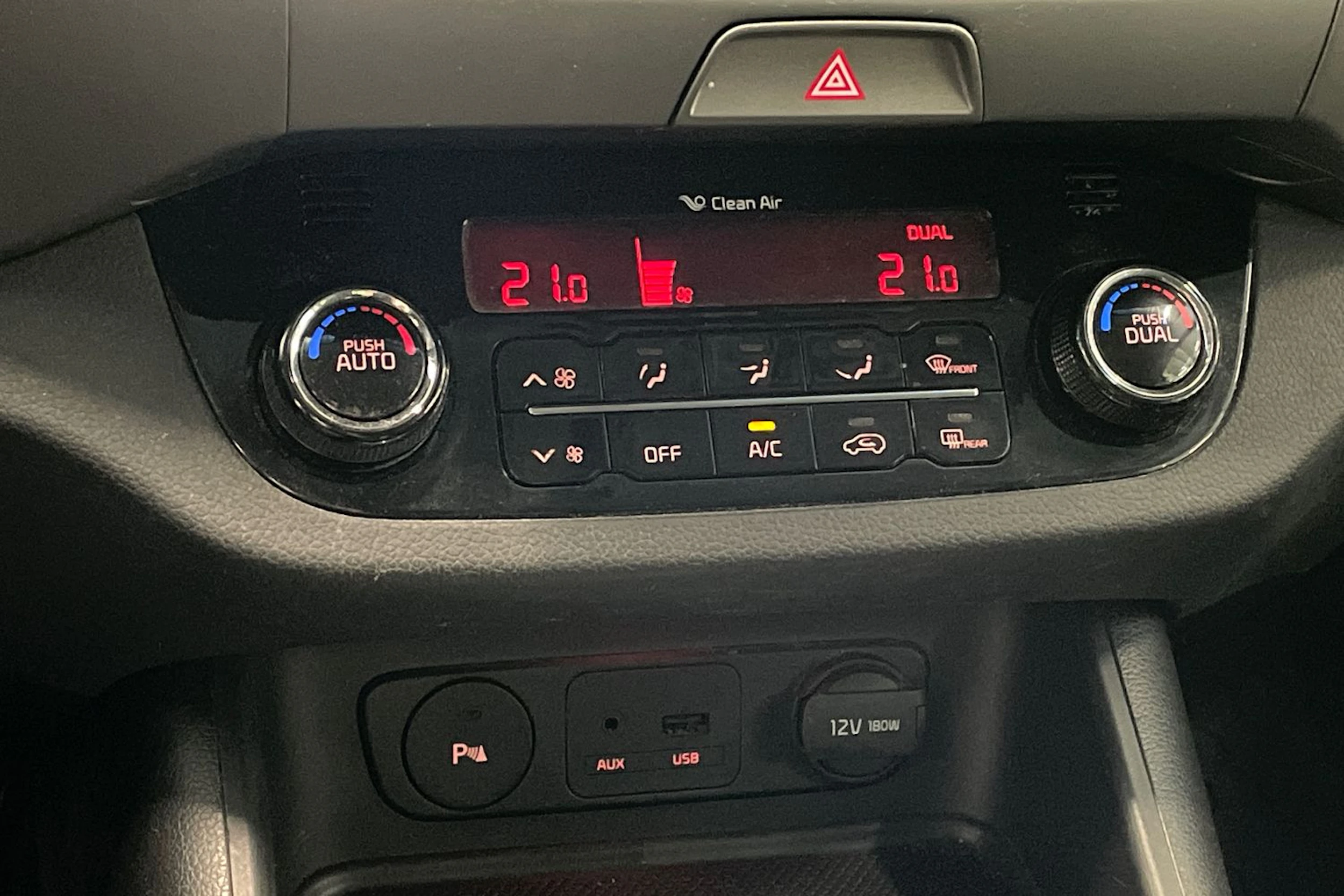 met. ruskea (beige) Kia Sportage 2015 kuva 19.