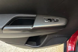 Punainen Kia Sportage 2016 kuva 12.