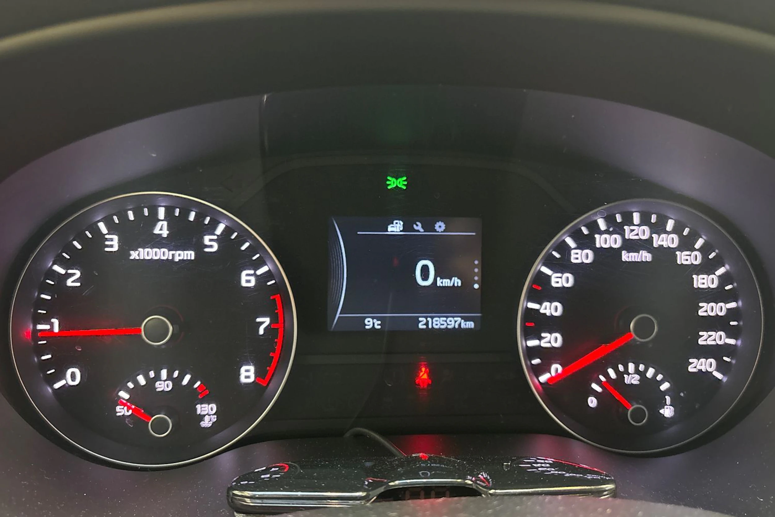 Punainen Kia Sportage 2016 kuva 16.