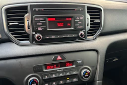 Punainen Kia Sportage 2016 kuva 17.