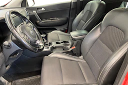 Punainen Kia Sportage 2016 kuva 8.
