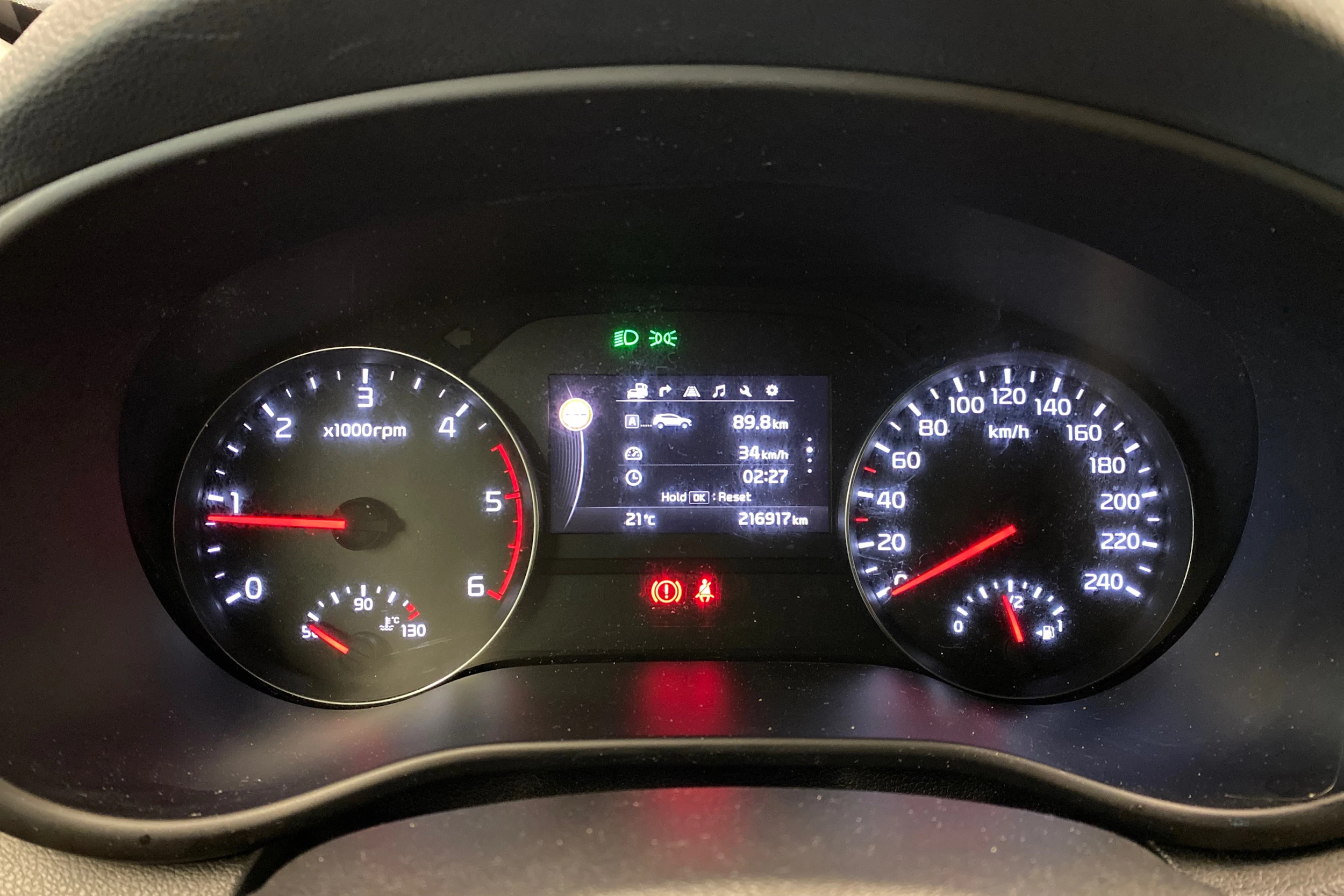 Punainen Kia Sportage 2016 kuva 12.
