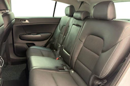valkoinen Kia Sportage 2016 kuva 8.