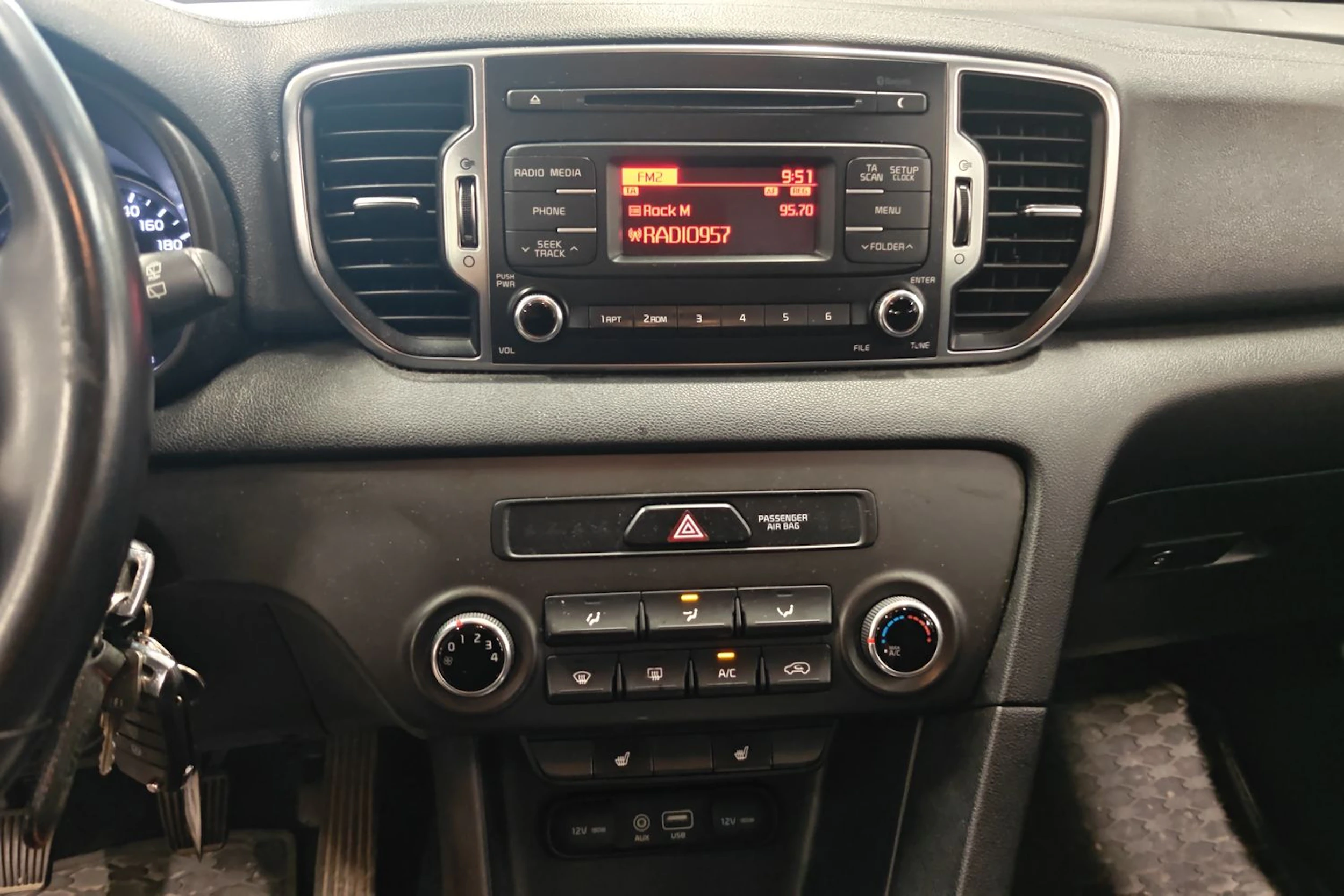 musta Kia Sportage 2016 kuva 4.