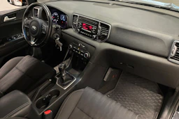 musta Kia Sportage 2016 kuva 21.