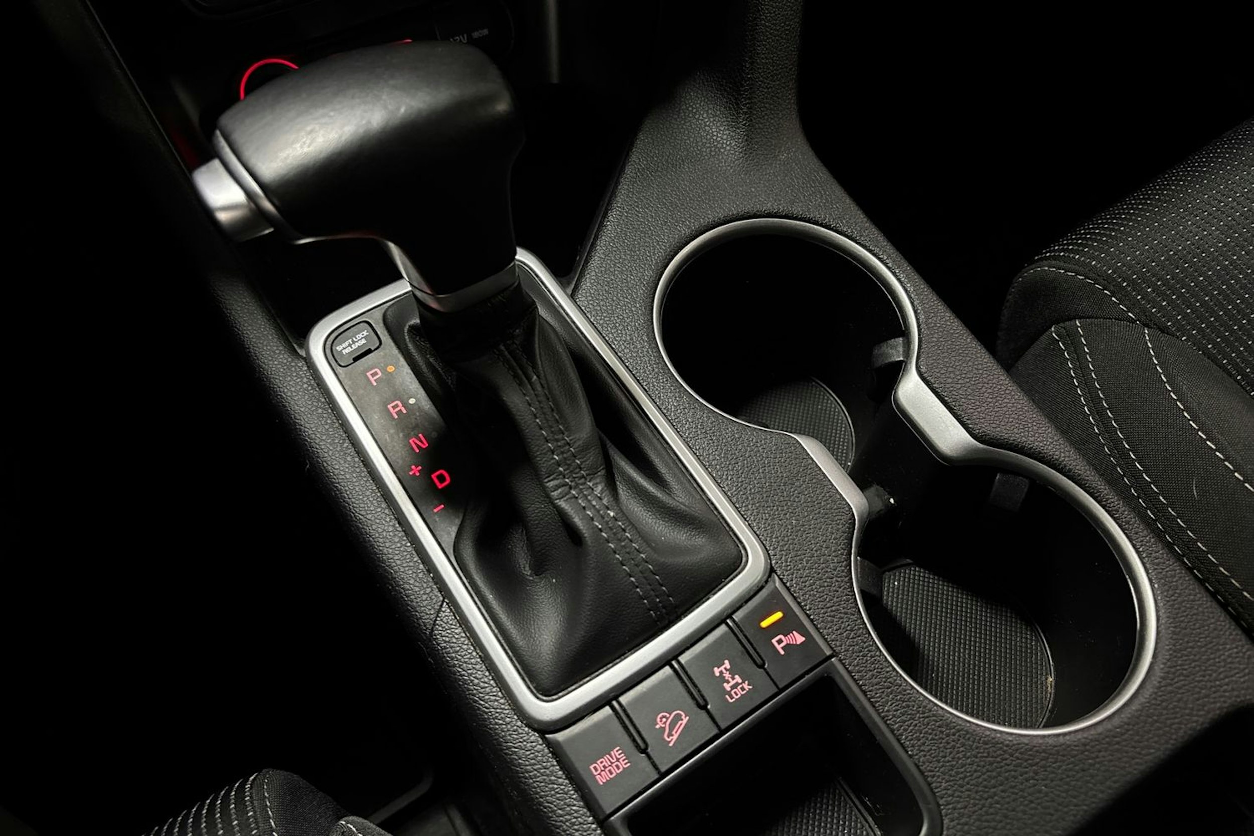 met. harmaa Kia Sportage 2017 kuva 17.