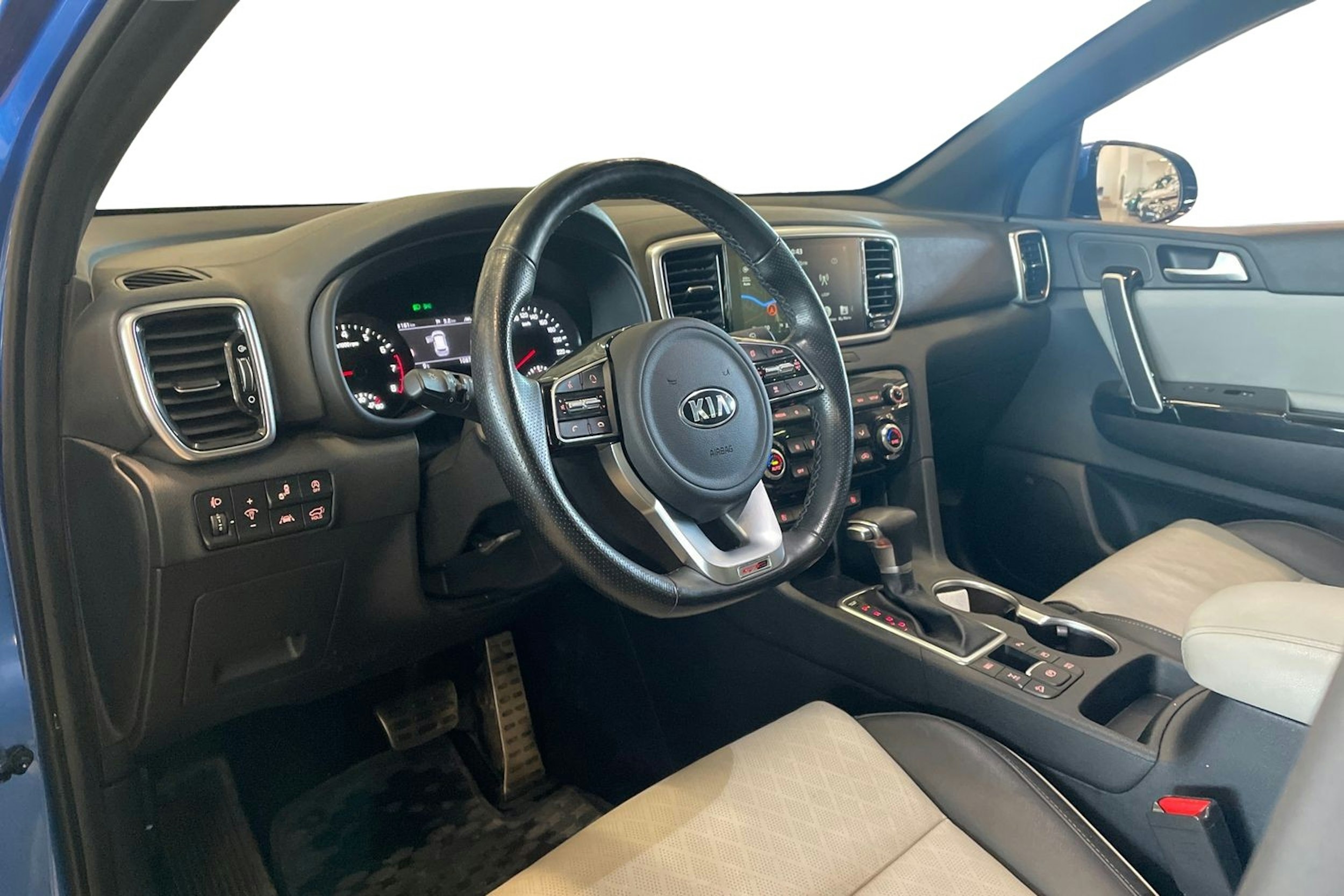 sininen Kia Sportage 2018 kuva 7.