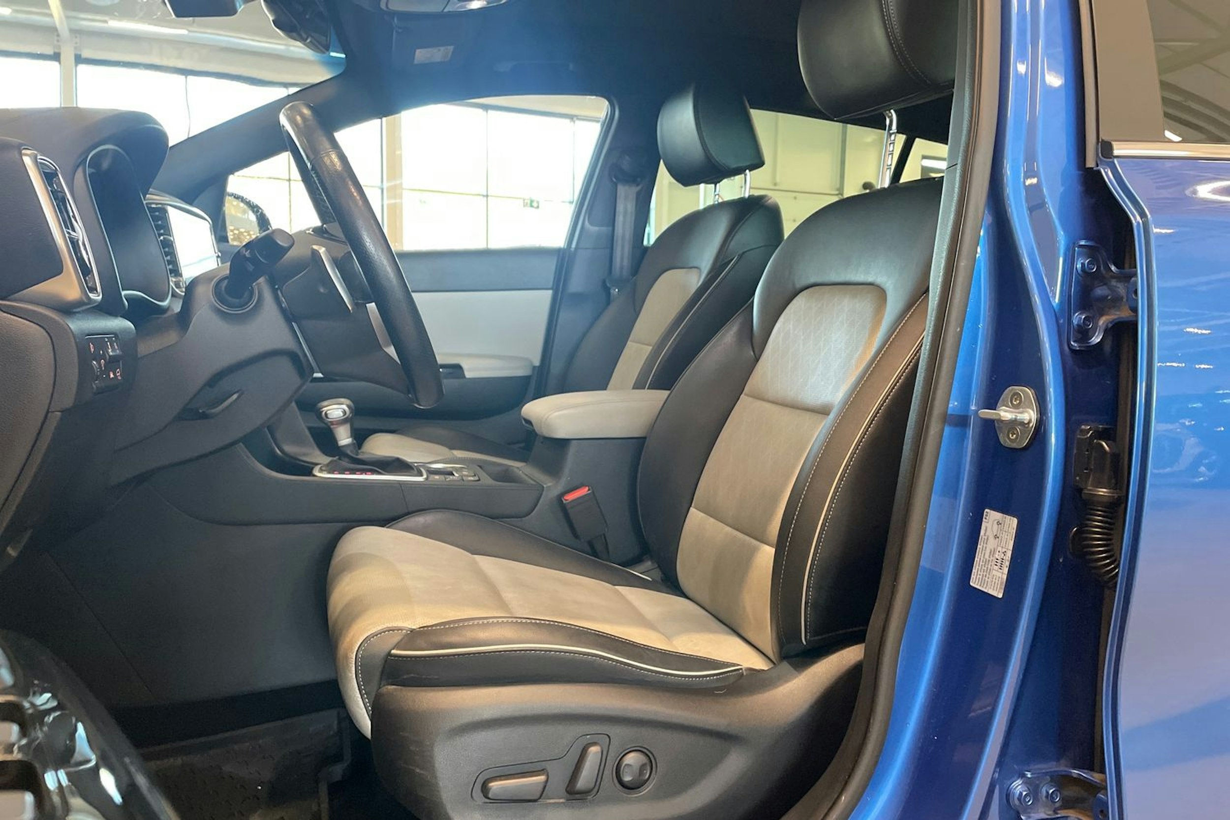 sininen Kia Sportage 2018 kuva 14.