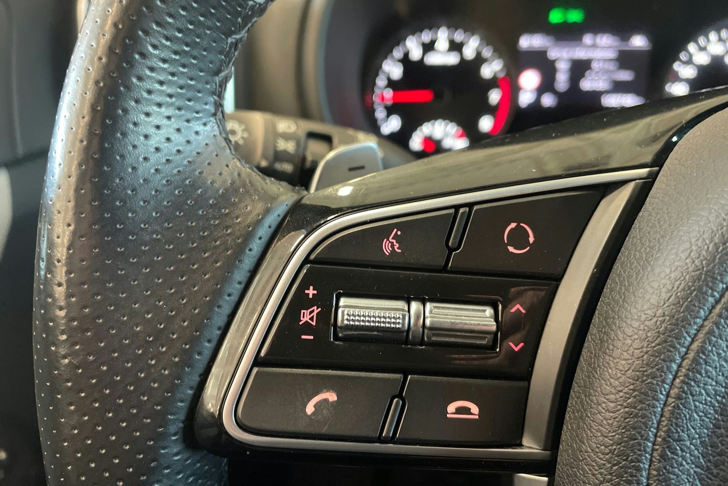 sininen Kia Sportage 2018 kuva 17.