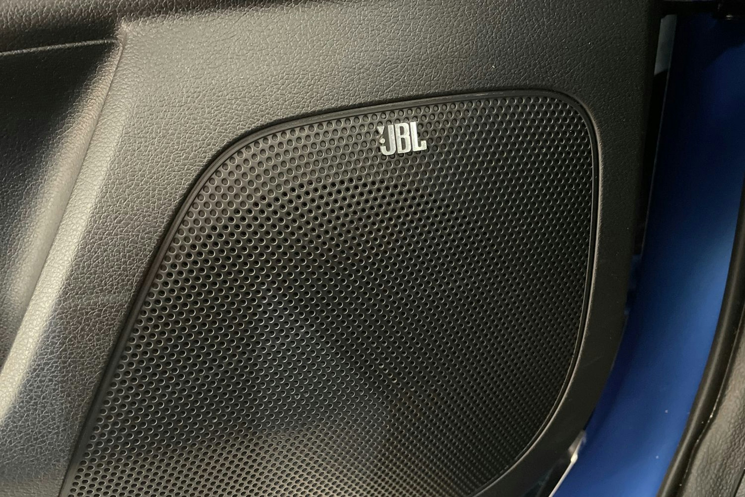 sininen Kia Sportage 2018 kuva 30.