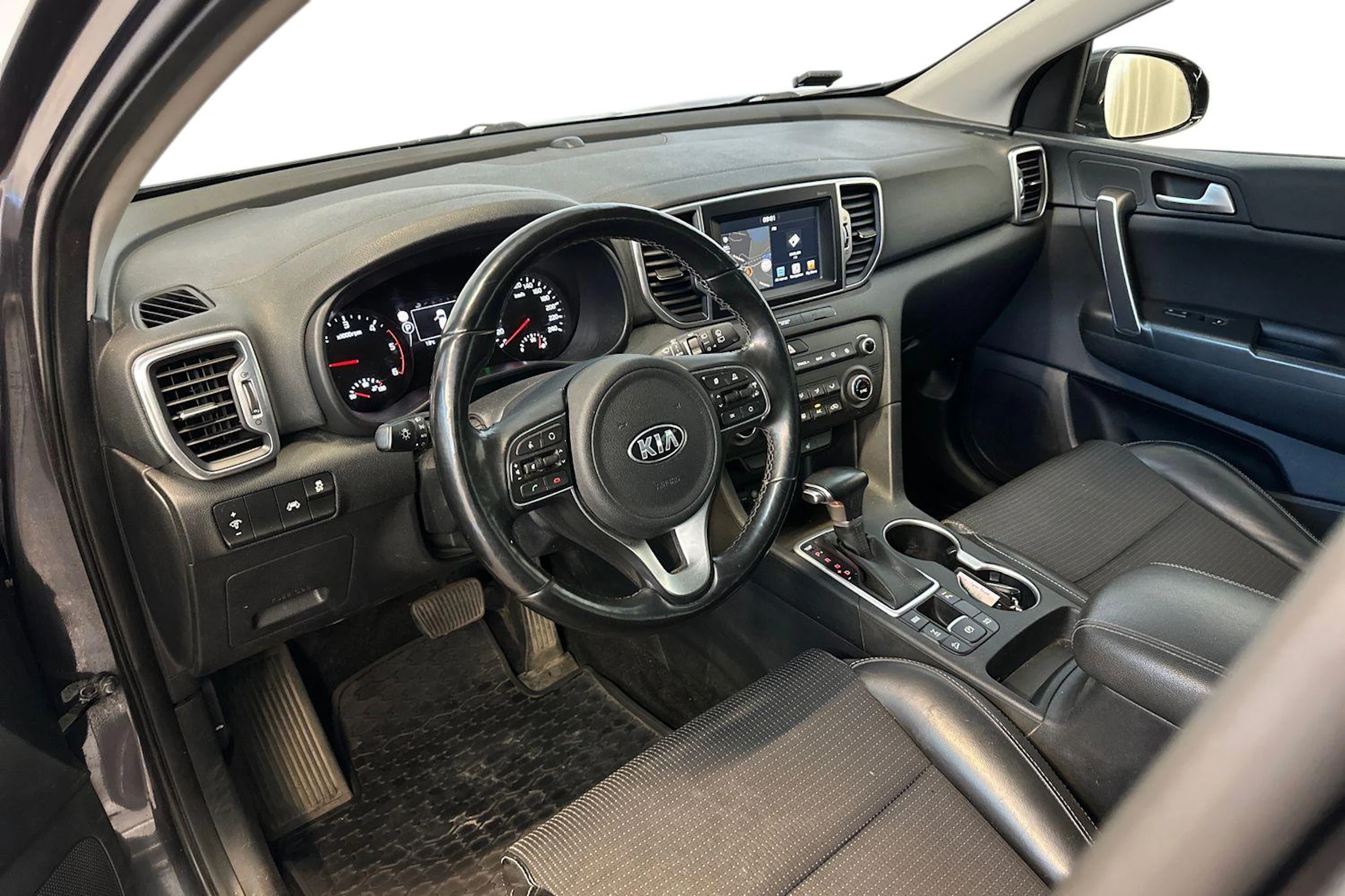 harmaa Kia Sportage 2018 kuva 6.