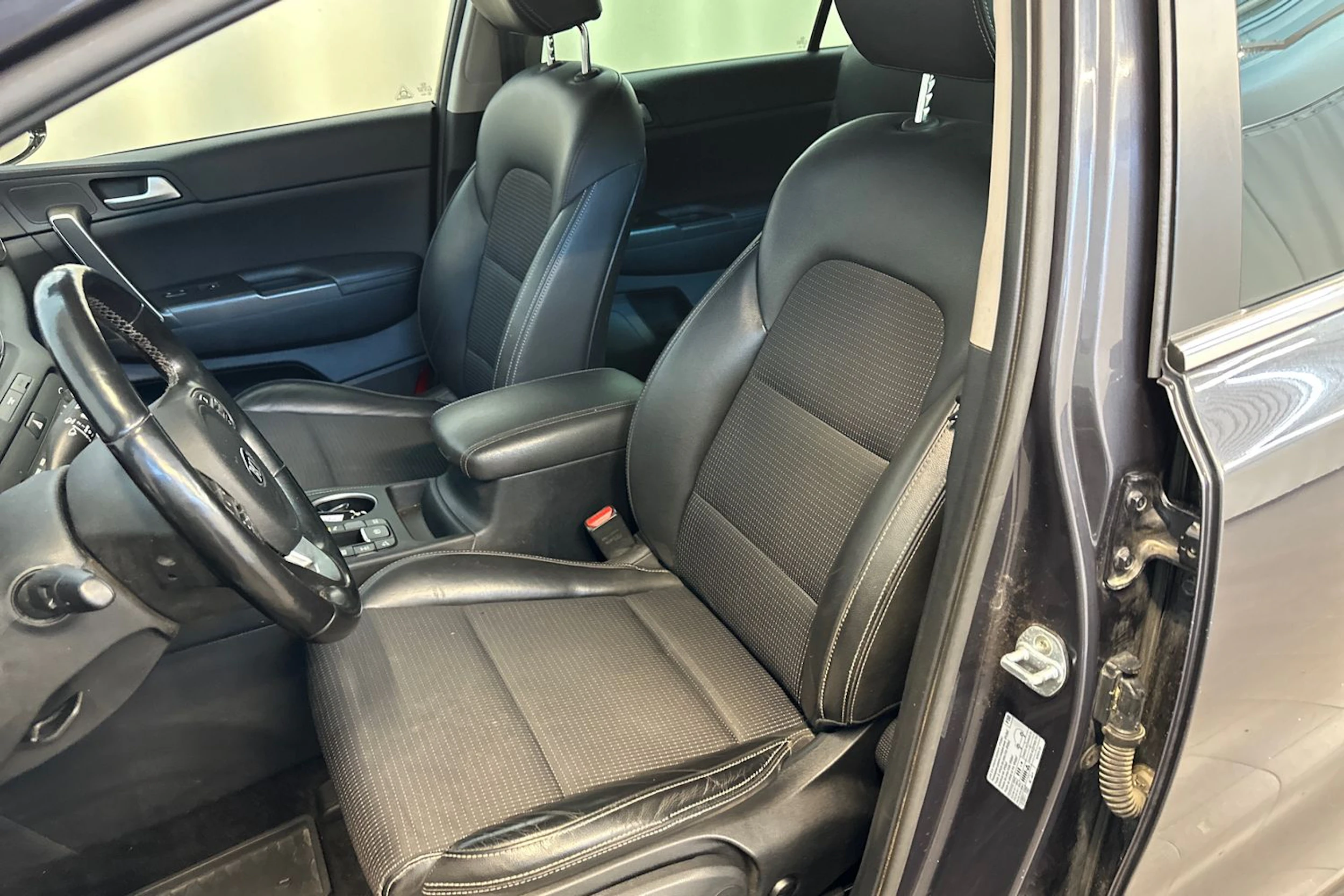 harmaa Kia Sportage 2018 kuva 12.