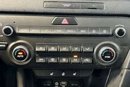 harmaa Kia Sportage 2018 kuva 21.