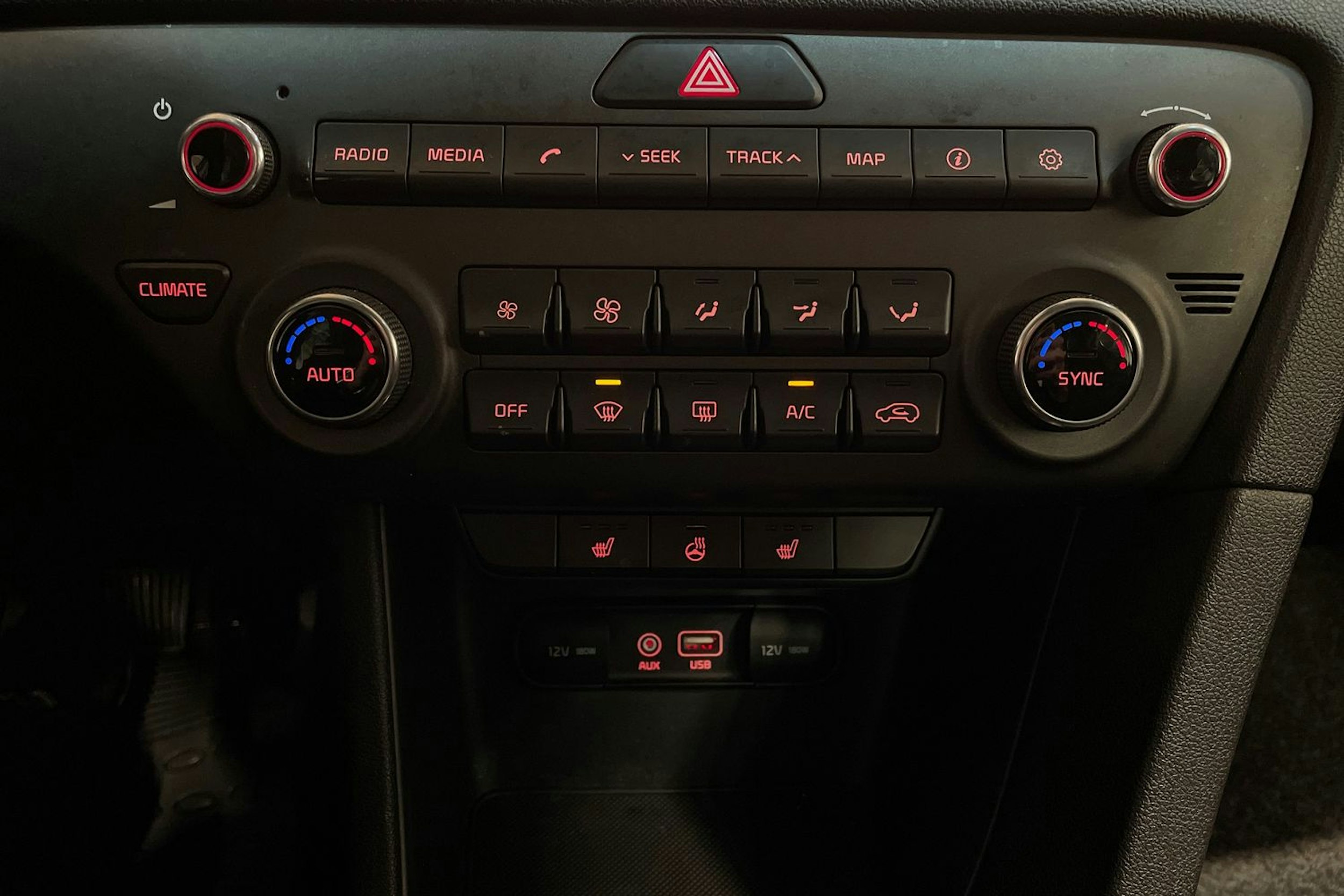 musta Kia Sportage 2018 kuva 20.