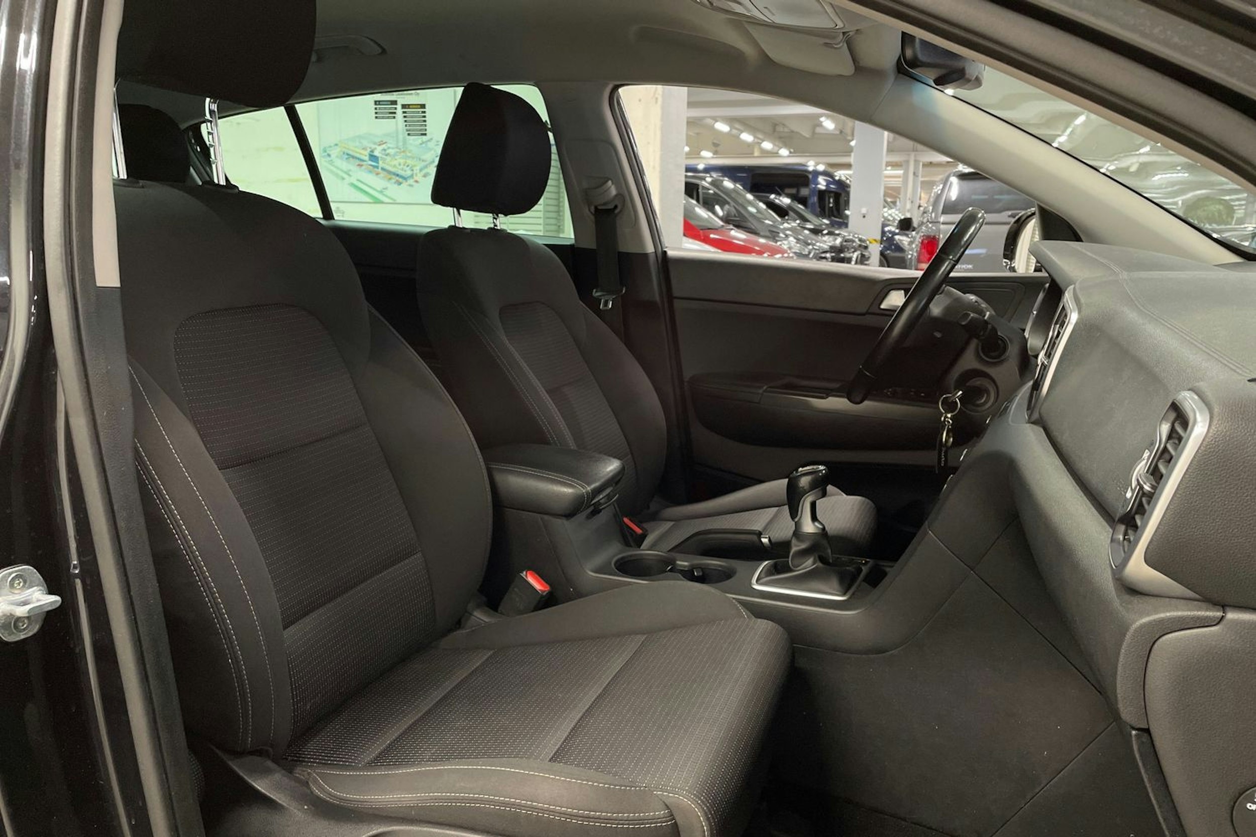 musta Kia Sportage 2018 kuva 26.