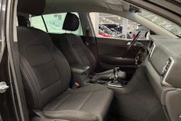 musta Kia Sportage 2018 kuva 26.