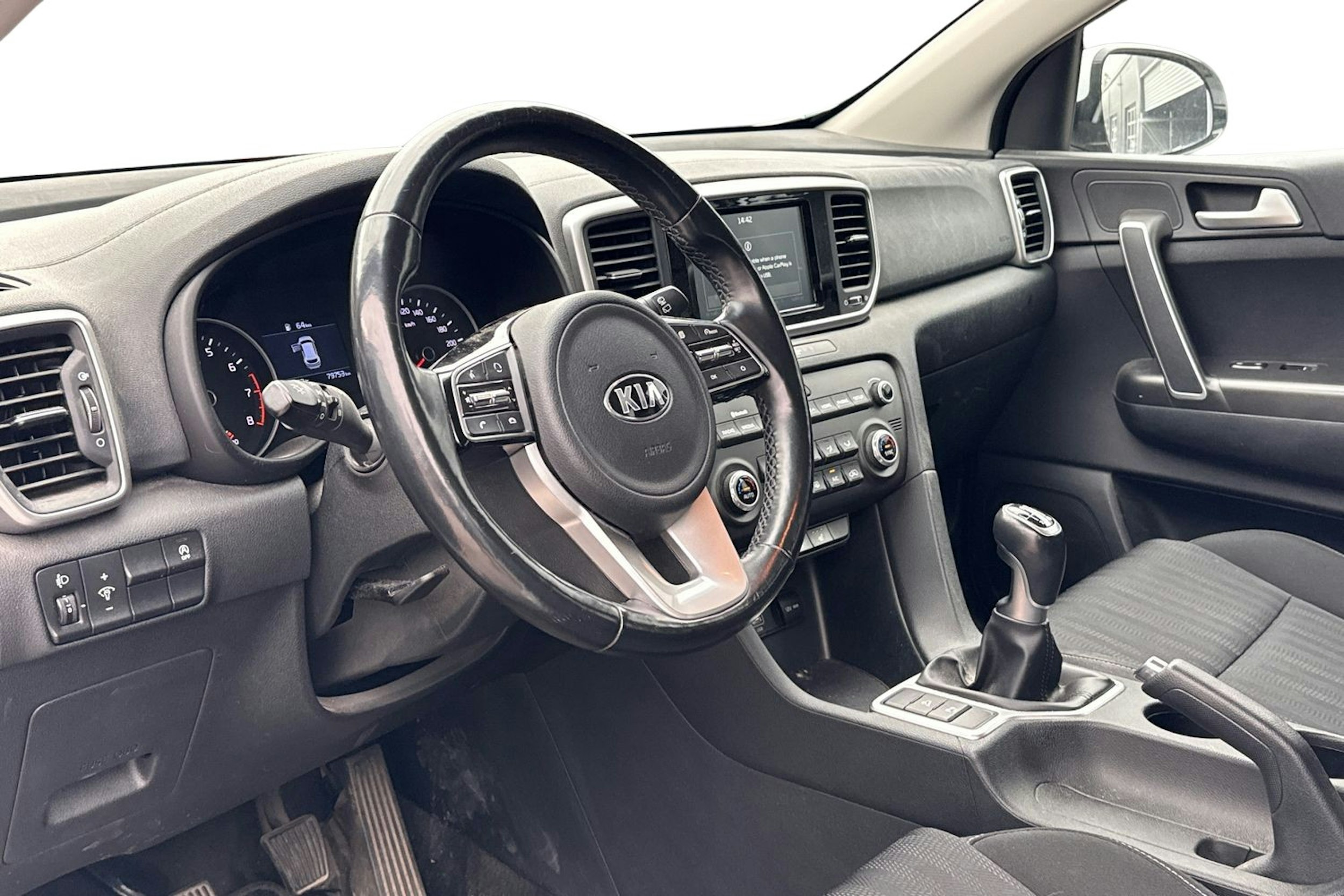 valkoinen Kia Sportage 2019 kuva 3.