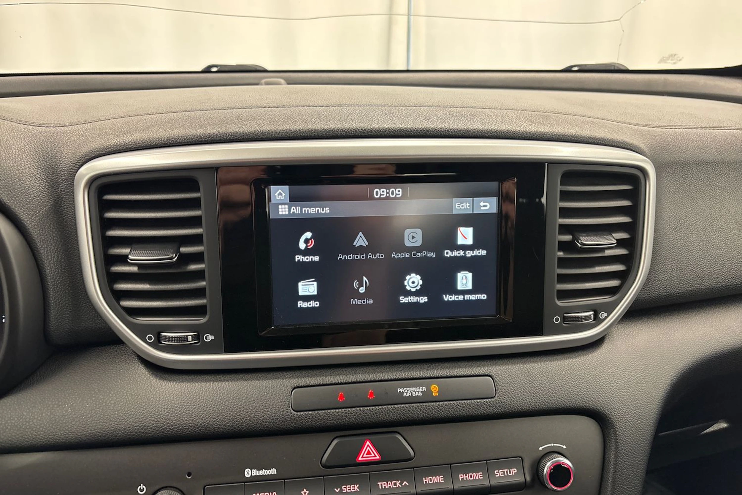 valkoinen Kia Sportage 2020 kuva 14.