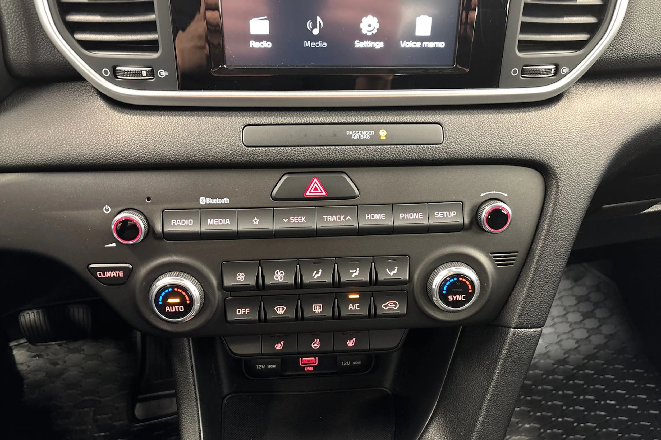 valkoinen Kia Sportage 2020 kuva 15.
