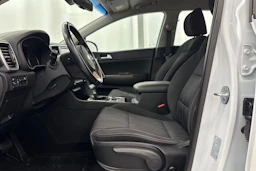 valkoinen Kia Sportage 2020 kuva 18.