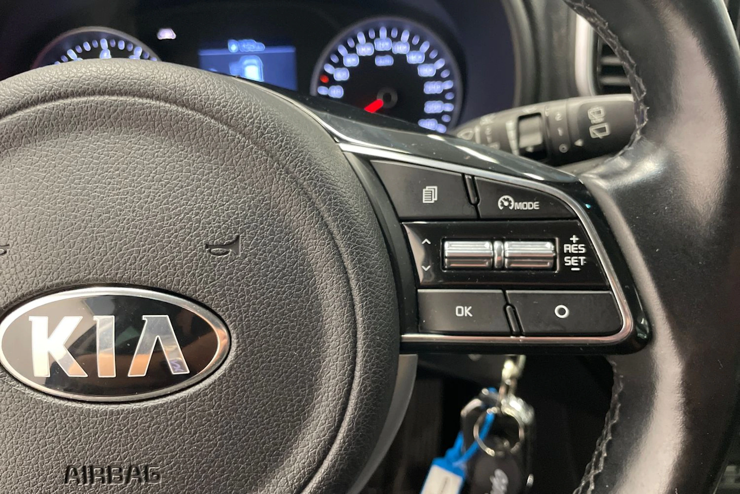 sininen Kia Sportage 2021 kuva 12.