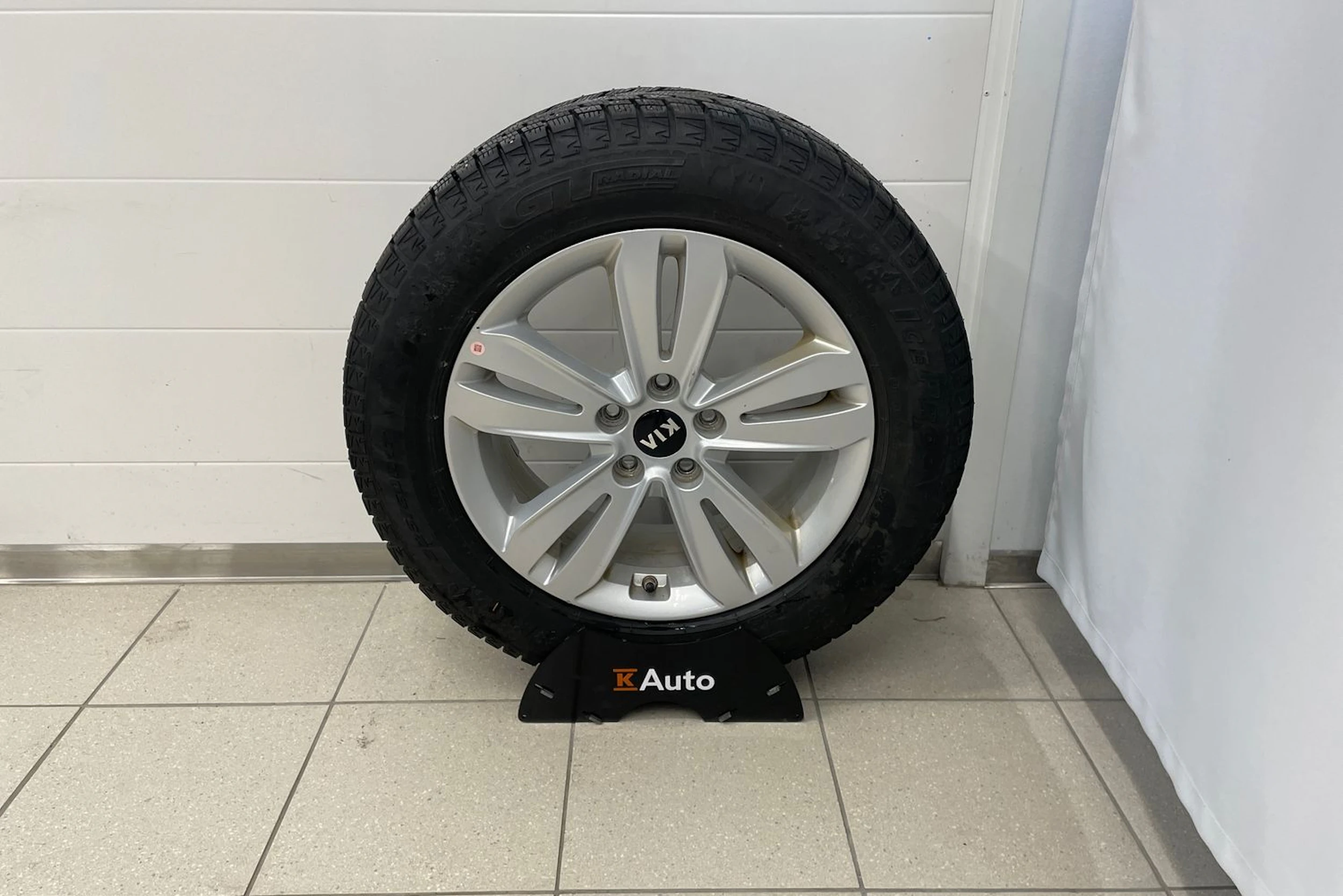 sininen Kia Sportage 2021 kuva 20.